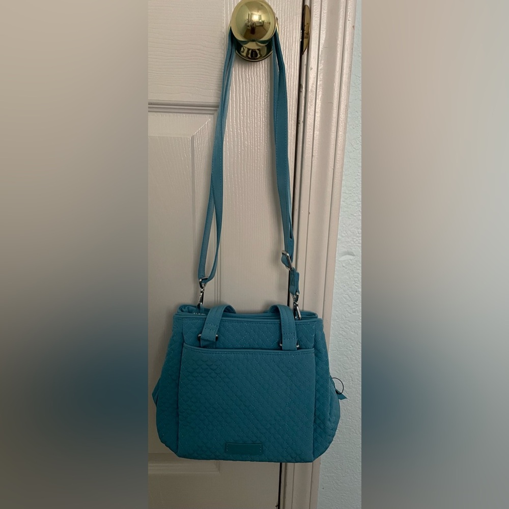 Blue Vera Bradley shoulder bag
